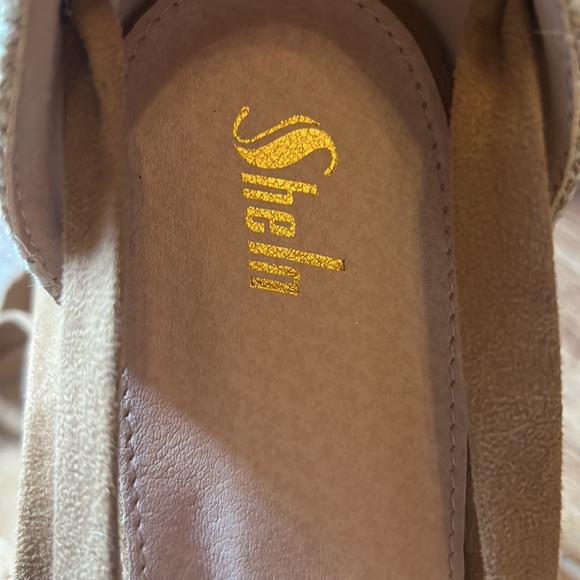 NWOB-SHELN WEDGES - Picture 7 of 10